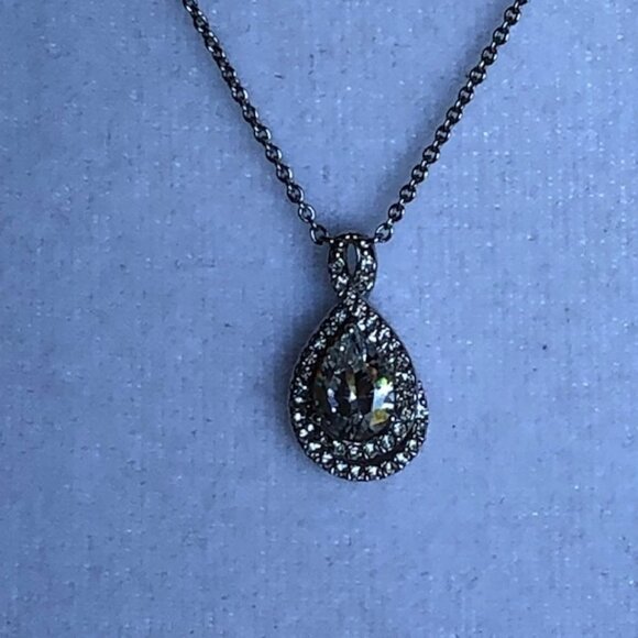 N Hallmark Silver CZ Teardrop Cluster Infinity Necklace - Picture 2 of 16